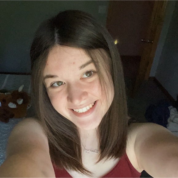 Meet your Posher, Delaney - Picture 1 of 1